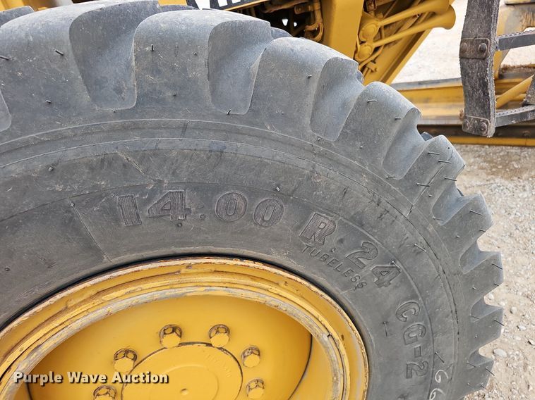 image for item DS5685 1998 Caterpillar 140H VHP motor grader