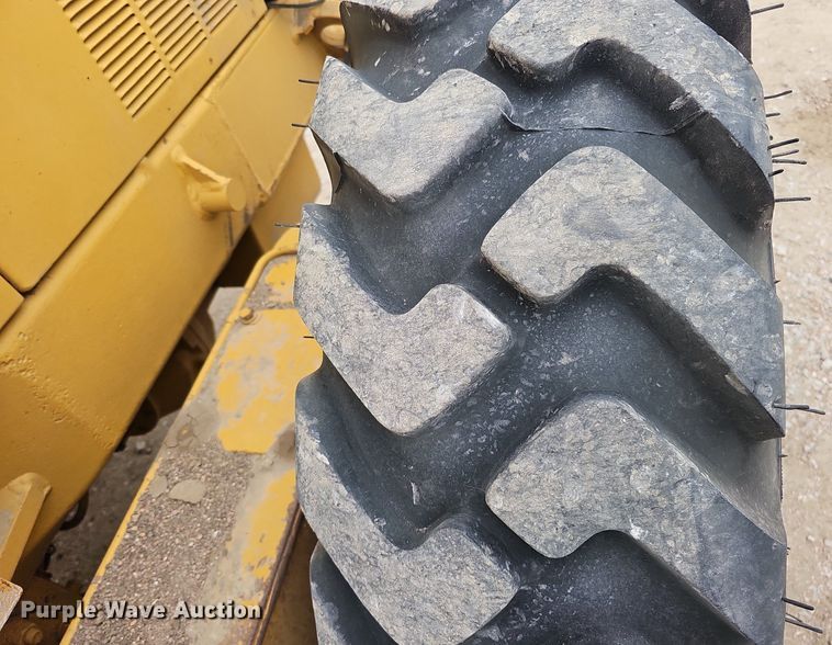 image for item DS5685 1998 Caterpillar 140H VHP motor grader