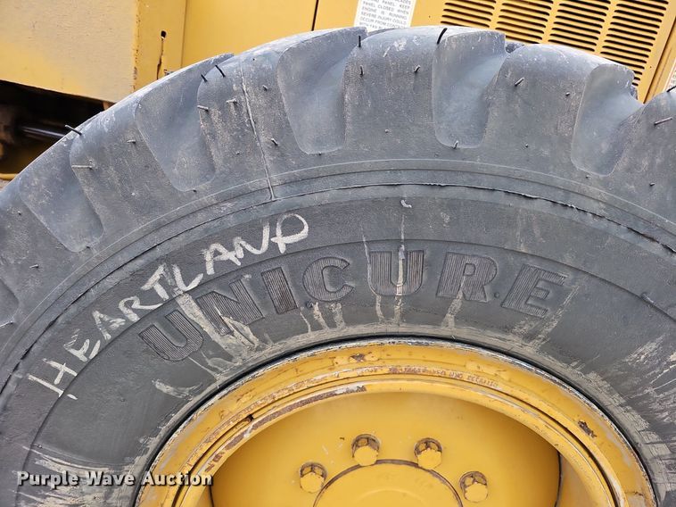 image for item DS5685 1998 Caterpillar 140H VHP motor grader