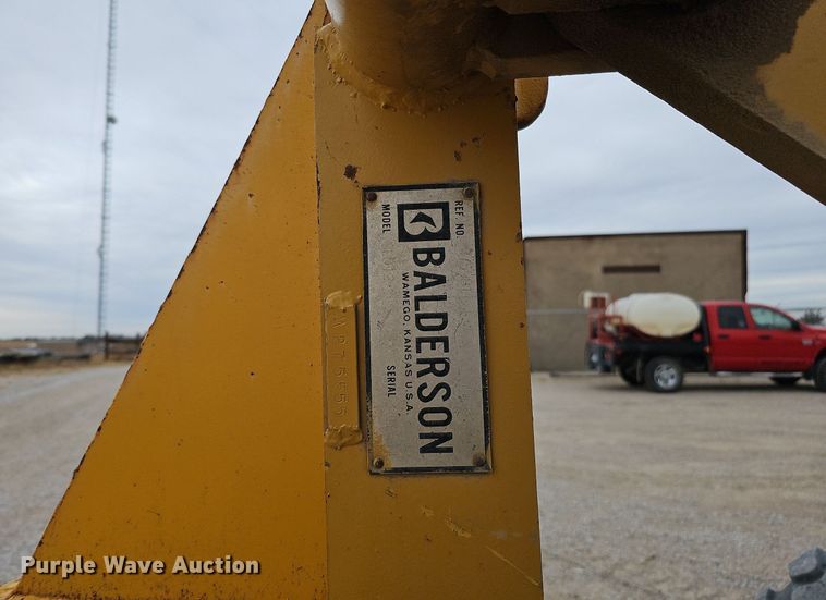 image for item DS5685 1998 Caterpillar 140H VHP motor grader