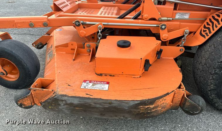 image for item EH6617 Scag Turf Tiger STT72V-26DFI ZTR lawn mower