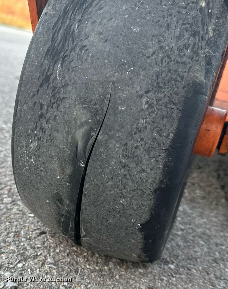 image for item EH6617 Scag Turf Tiger STT72V-26DFI ZTR lawn mower