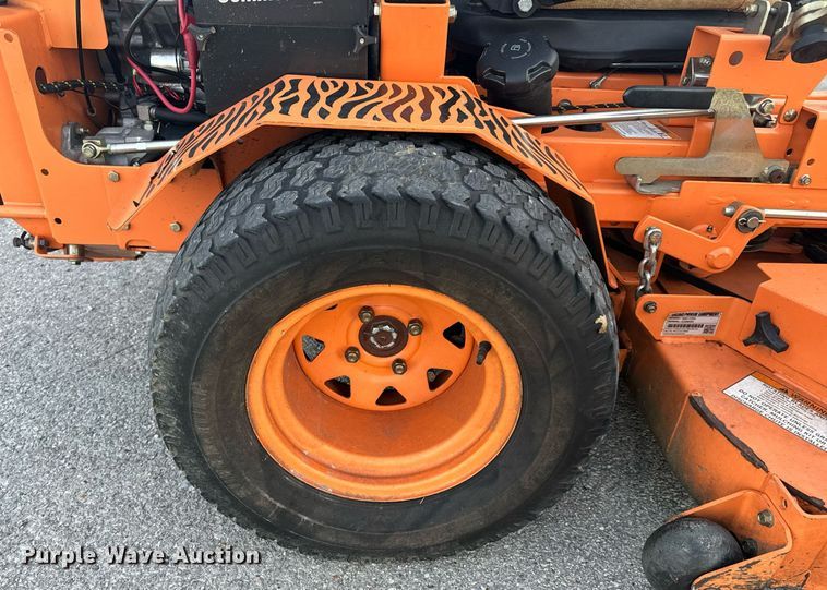 image for item EH6617 Scag Turf Tiger STT72V-26DFI ZTR lawn mower
