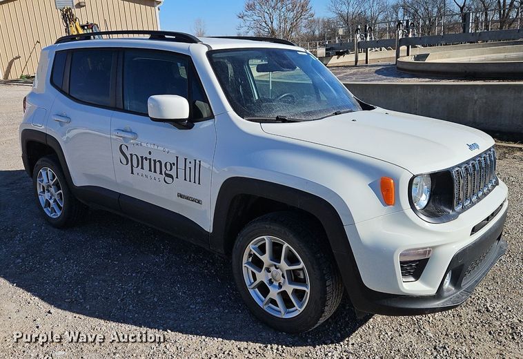 image for item EI3546 2019 Jeep Renegade Latitude SUV