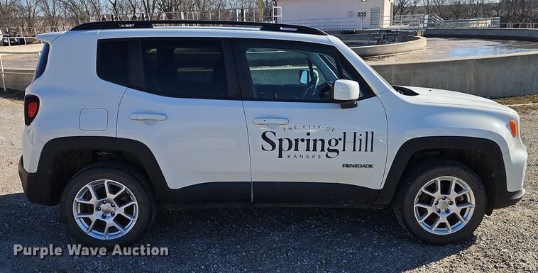 image for item EI3546 2019 Jeep Renegade Latitude SUV