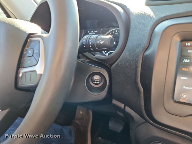 image for item EI3546 2019 Jeep Renegade Latitude SUV