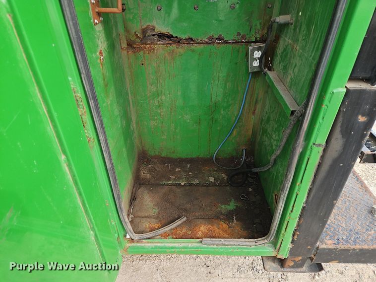 image for item EI3555 1994 Chevrolet  Kodiak utility / service truck