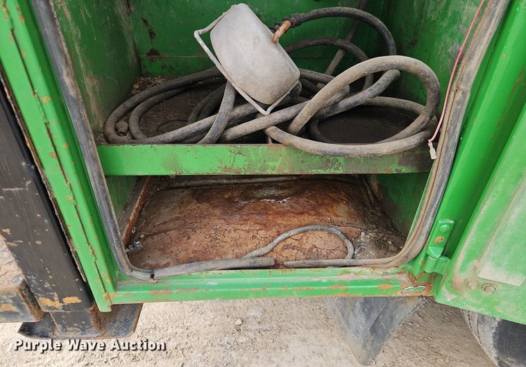 image for item EI3555 1994 Chevrolet  Kodiak utility / service truck