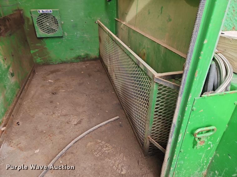 image for item EI3555 1994 Chevrolet  Kodiak utility / service truck