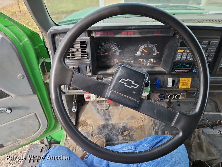 image for item EI3555 1994 Chevrolet  Kodiak utility / service truck