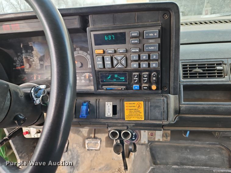 image for item EI3555 1994 Chevrolet  Kodiak utility / service truck