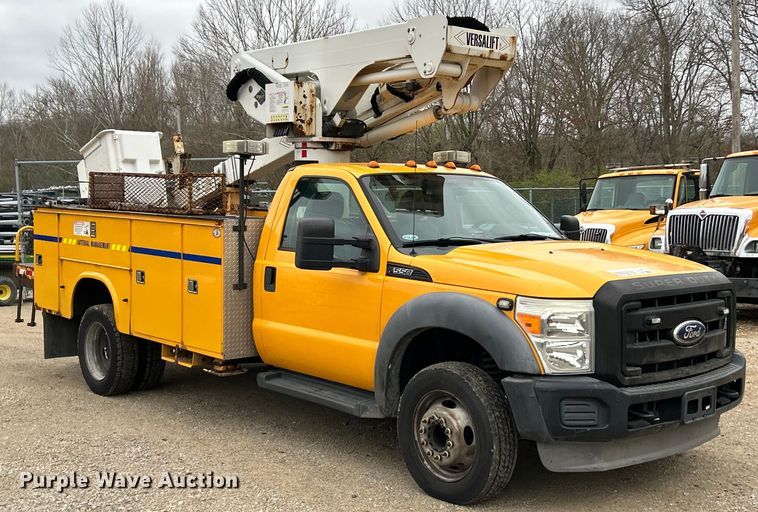 image for item EK4210 2011 Ford F550 Super Duty XL  bucket truck