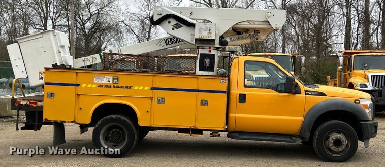 image for item EK4210 2011 Ford F550 Super Duty XL  bucket truck