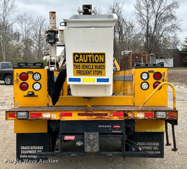 image for item EK4210 2011 Ford F550 Super Duty XL  bucket truck