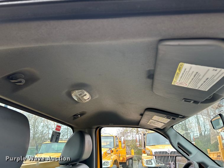 image for item EK4210 2011 Ford F550 Super Duty XL  bucket truck