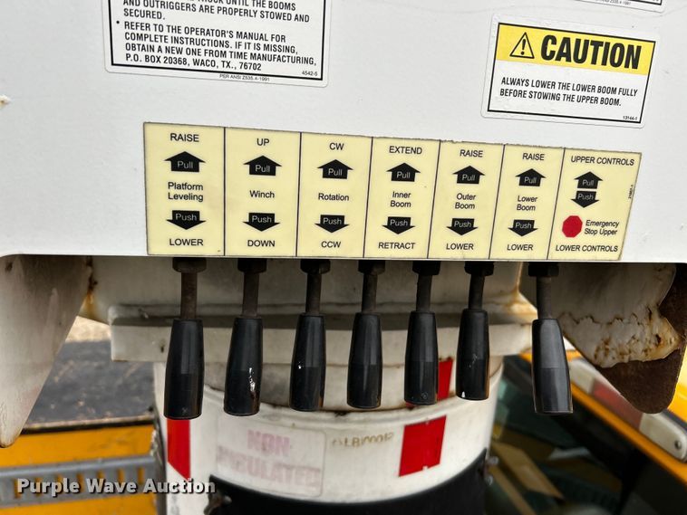 image for item EK4210 2011 Ford F550 Super Duty XL  bucket truck