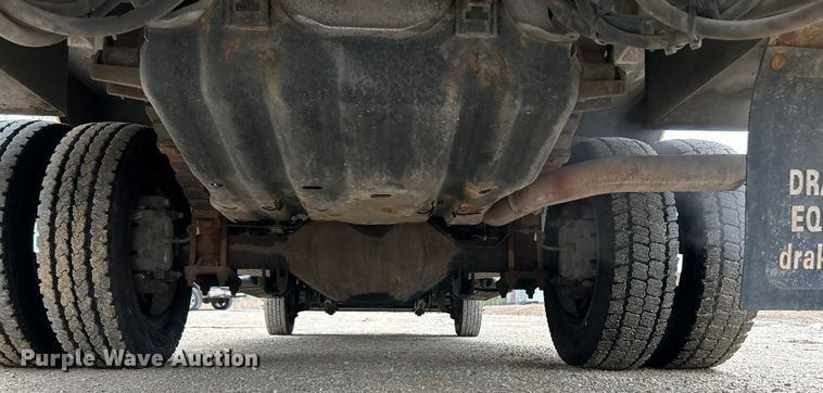 image for item EK4210 2011 Ford F550 Super Duty XL  bucket truck