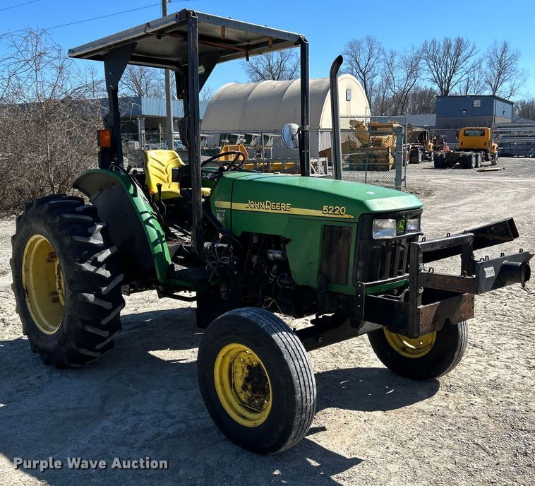 image for item EK4211 2003 John Deere 5220 tractor