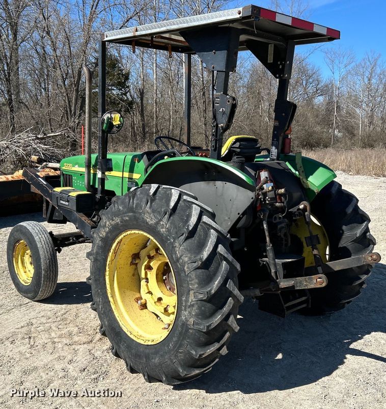 image for item EK4211 2003 John Deere 5220 tractor