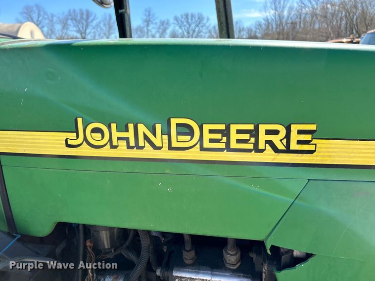 image for item EK4211 2003 John Deere 5220 tractor