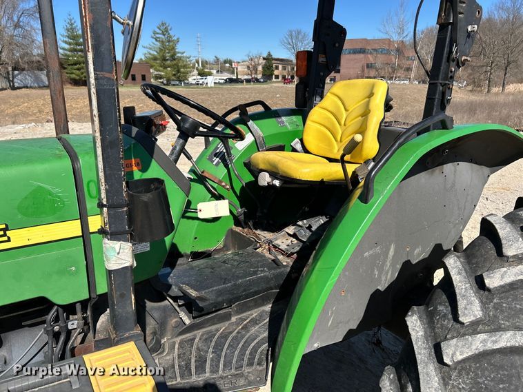 image for item EK4211 2003 John Deere 5220 tractor