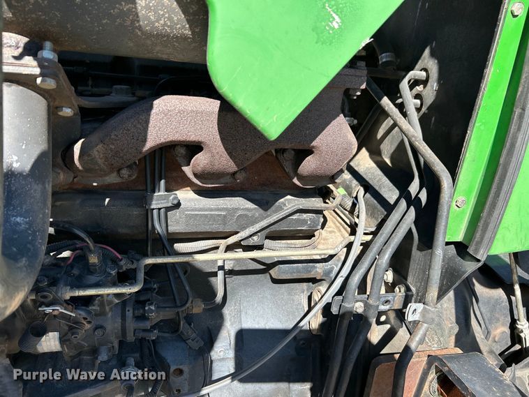 image for item EK4211 2003 John Deere 5220 tractor