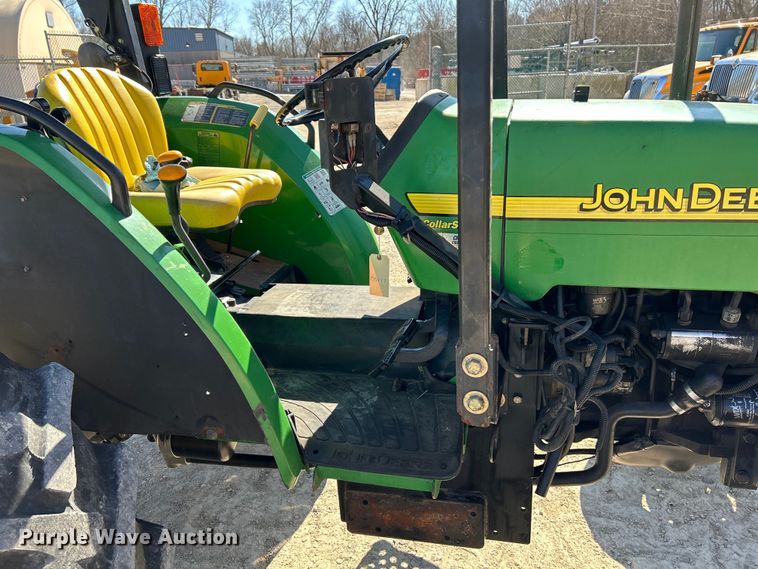 image for item EK4212 2003 John Deere 5220 tractor
