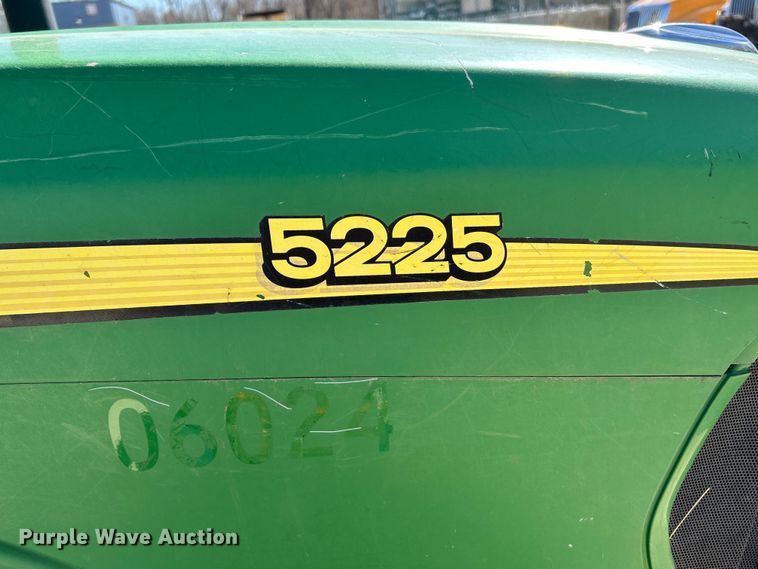 image for item EK4214 John Deere  5225 tractor