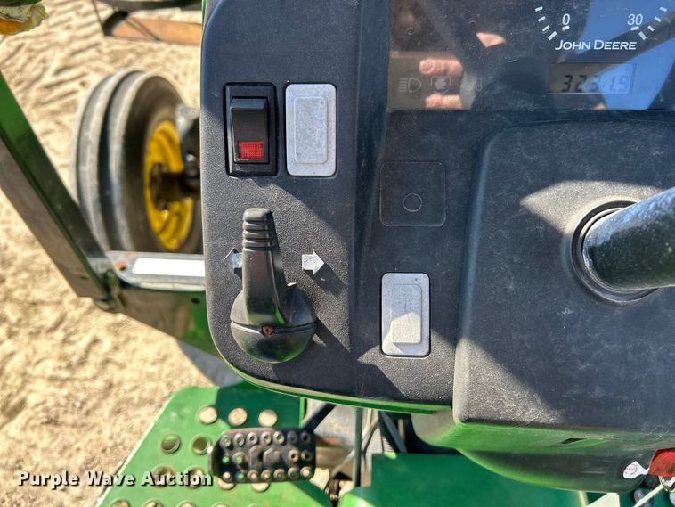 image for item EK4214 John Deere  5225 tractor