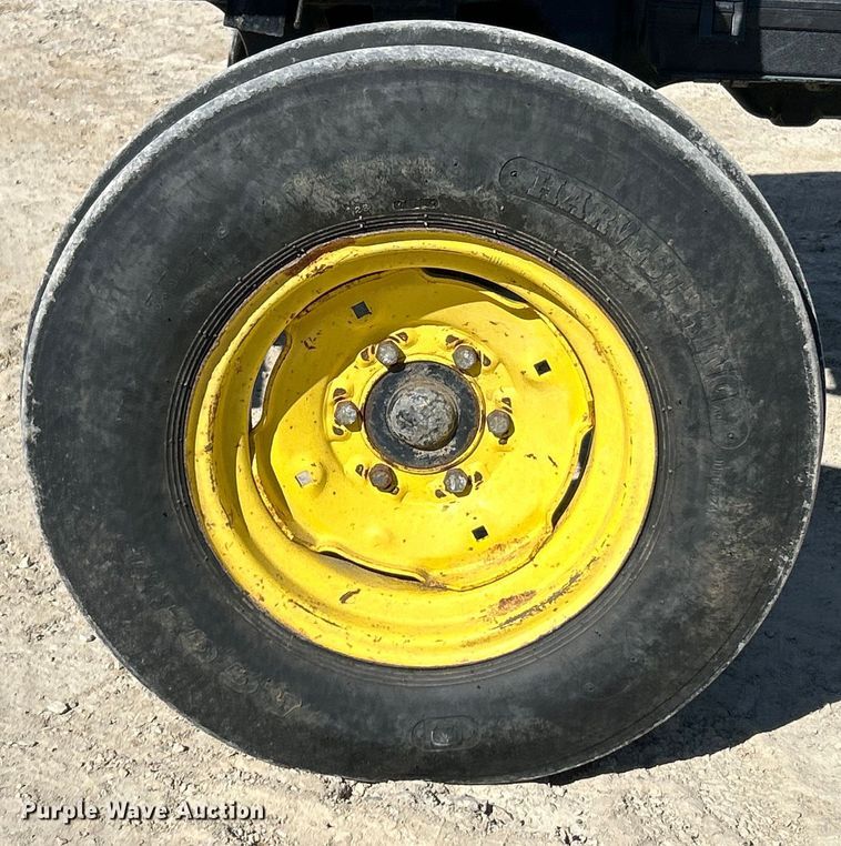 image for item EK4214 John Deere  5225 tractor