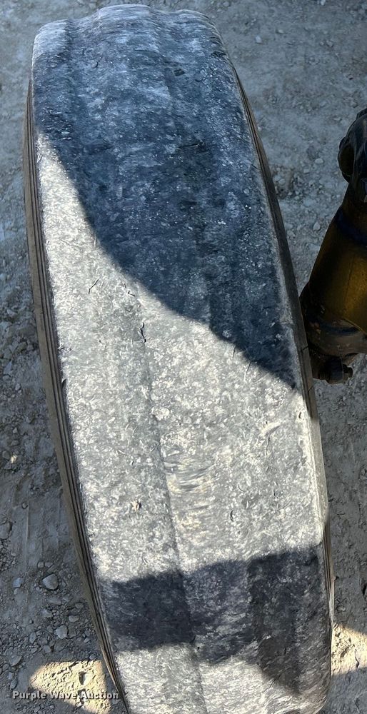 image for item EK4214 John Deere  5225 tractor