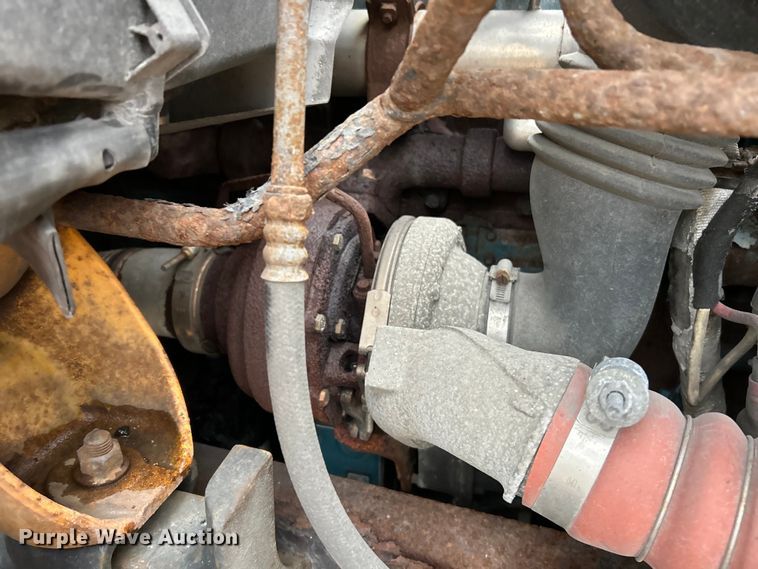 image for item EK4229 2006 International 7400 dump flatbed truck