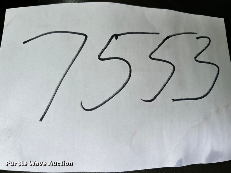 image for item EK4229 2006 International 7400 dump flatbed truck