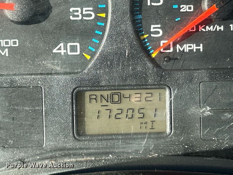 image for item EK4230 2004 International 4300 utility / service truck