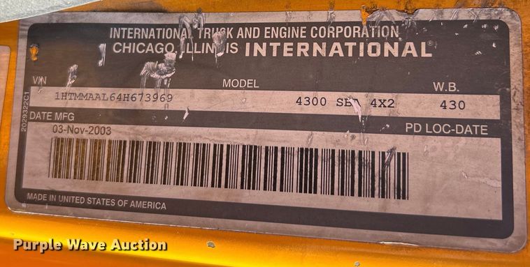 image for item EK4230 2004 International 4300 utility / service truck