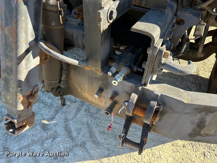 image for item EK4231 2005 International 7400 dump flatbed truck