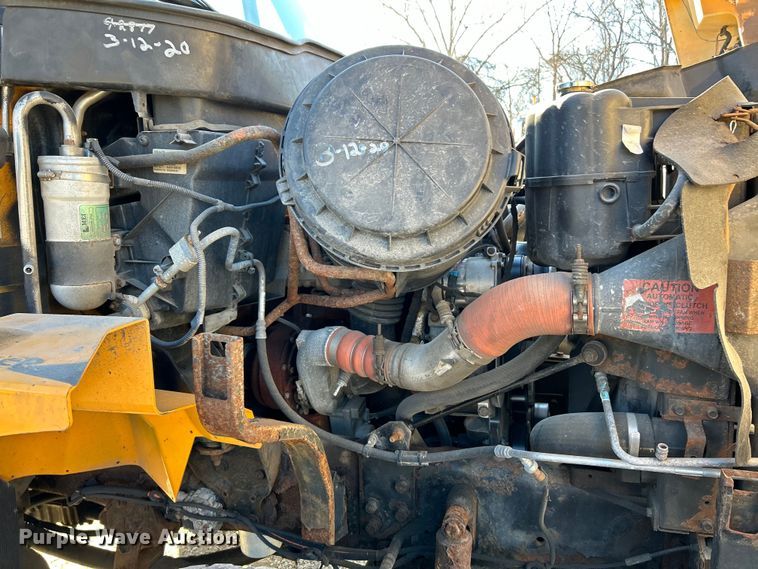 image for item EK4231 2005 International 7400 dump flatbed truck