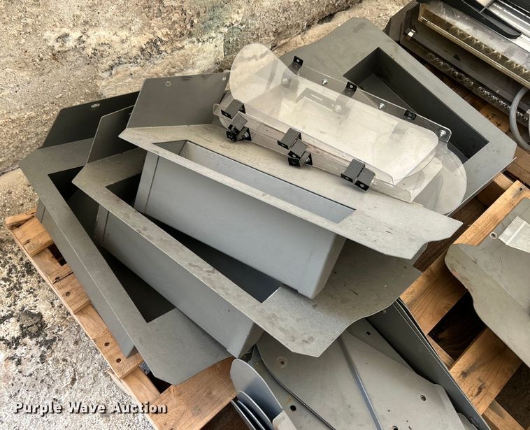 image for item EK4280 Police equipment 