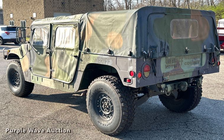 image for item EK4291 1989 AM General Humvee SUV