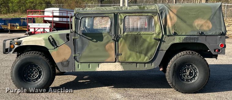 image for item EK4291 1989 AM General Humvee SUV