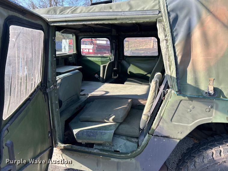 image for item EK4291 1989 AM General Humvee SUV