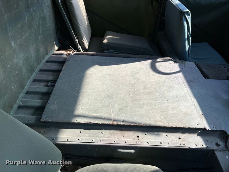 image for item EK4291 1989 AM General Humvee SUV