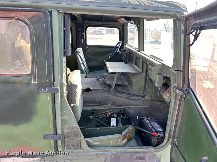 image for item EK4291 1989 AM General Humvee SUV