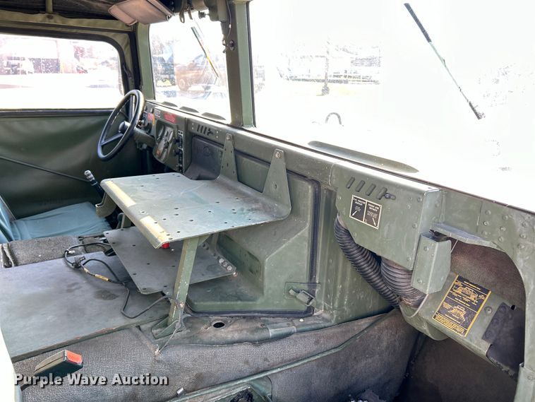 image for item EK4291 1989 AM General Humvee SUV