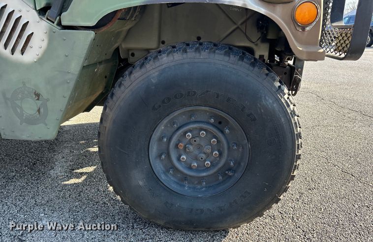 image for item EK4291 1989 AM General Humvee SUV