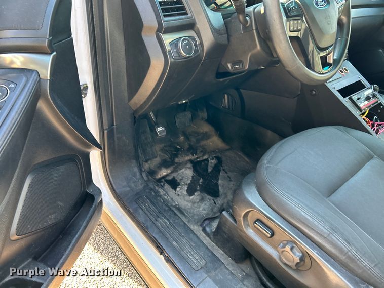 image for item EK4292 2017 Ford  Explorer Police Interceptor  SUV