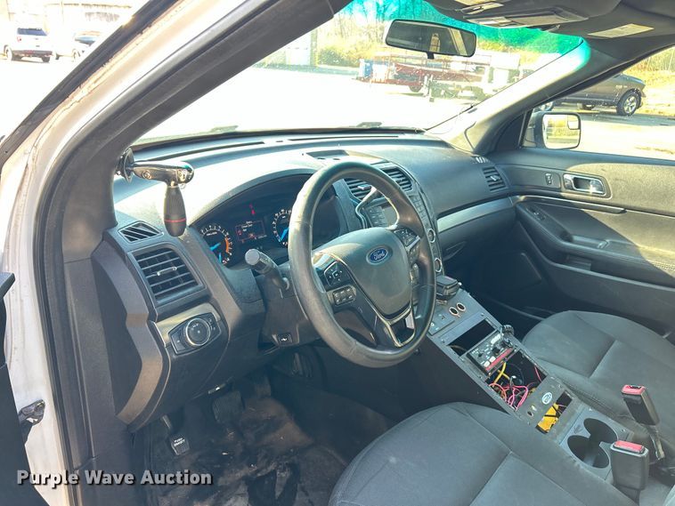 image for item EK4292 2017 Ford  Explorer Police Interceptor  SUV