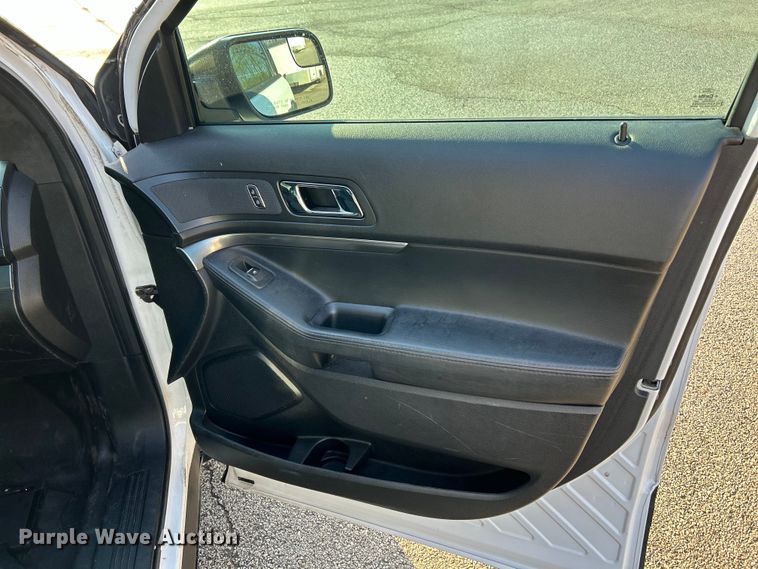 image for item EK4292 2017 Ford  Explorer Police Interceptor  SUV