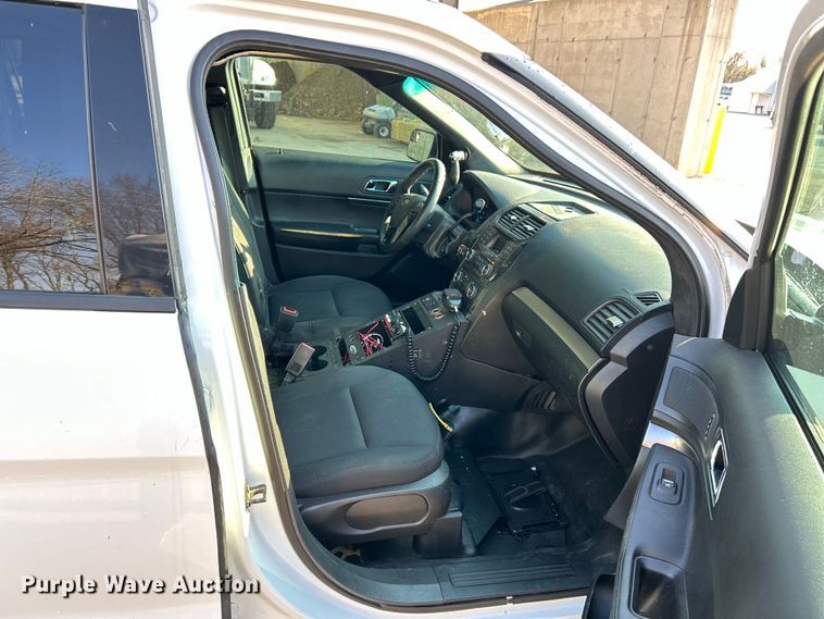 image for item EK4292 2017 Ford  Explorer Police Interceptor  SUV