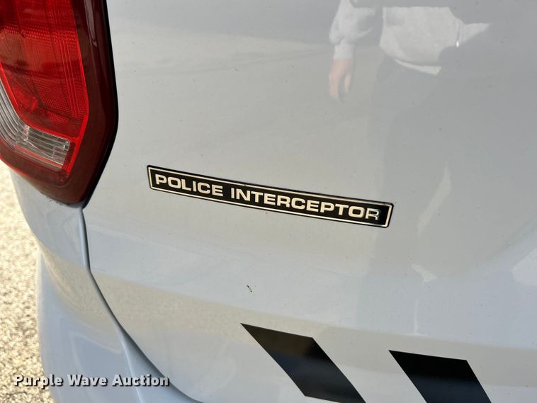 image for item EK4292 2017 Ford  Explorer Police Interceptor  SUV